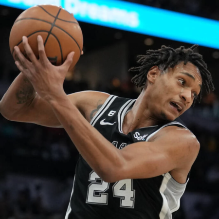 Top Spurs shooter Devin Vassell will be out for a long time.